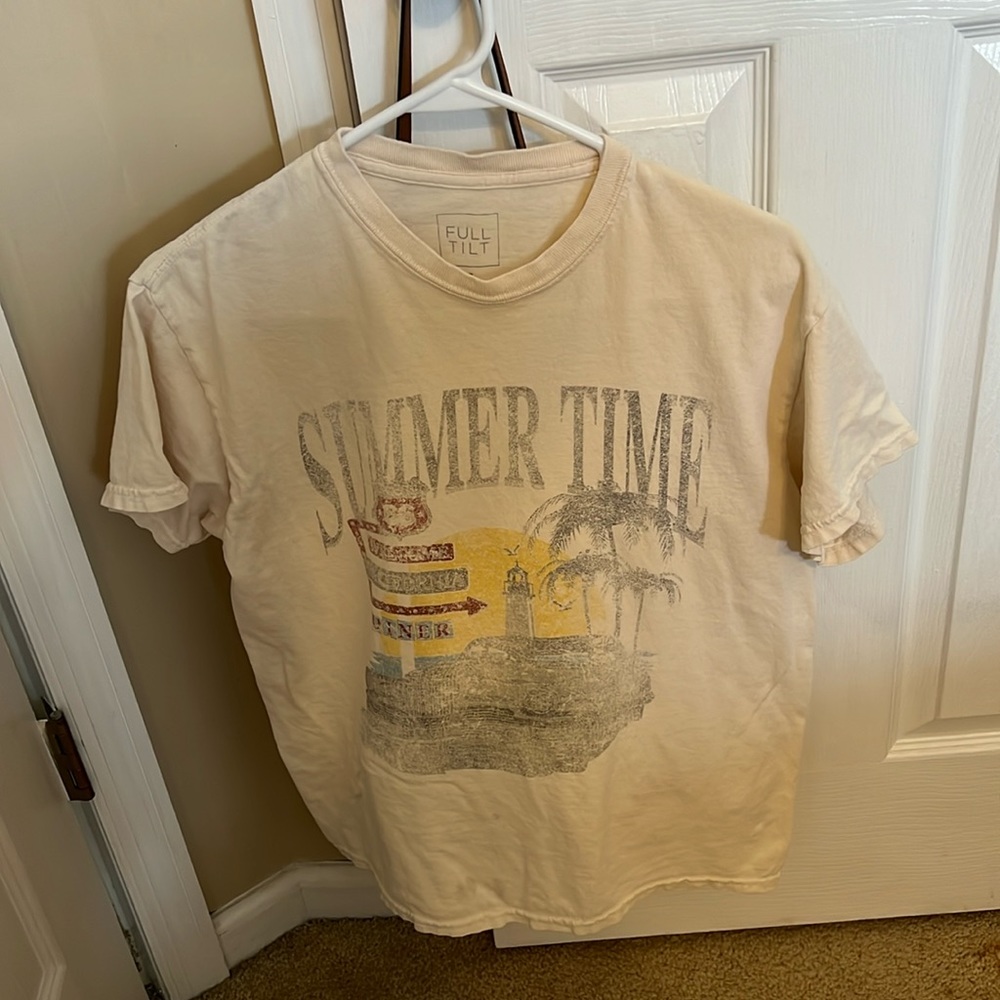 Graphic tee